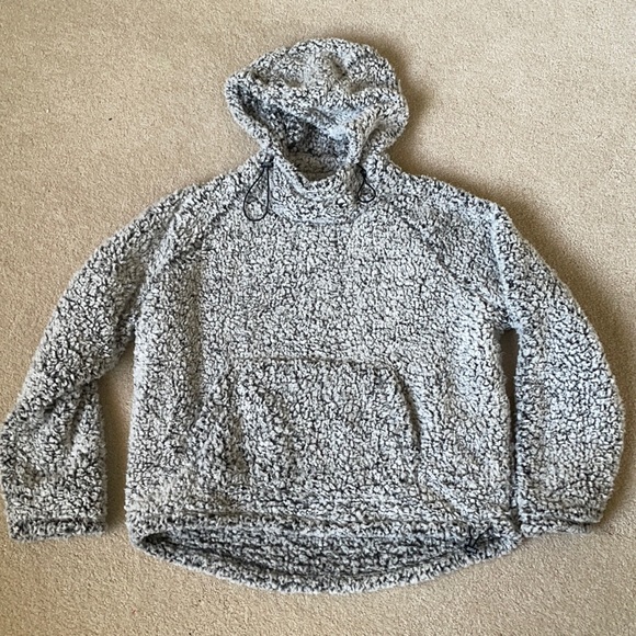 NWT Victoria’s Secret Pink grey sherpa fleece size small - Picture 1 of 11